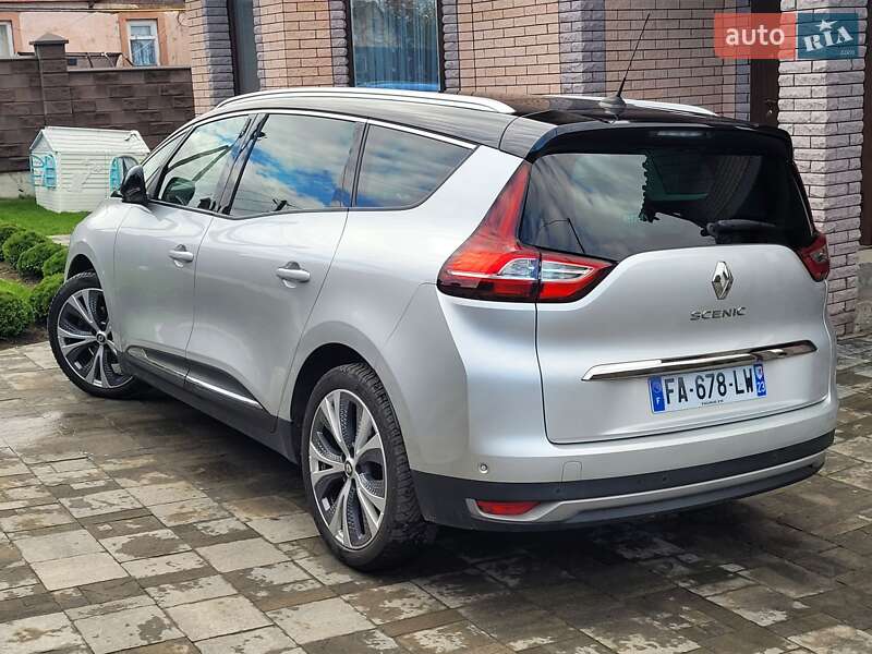 Минивэн Renault Grand Scenic 2018 в 