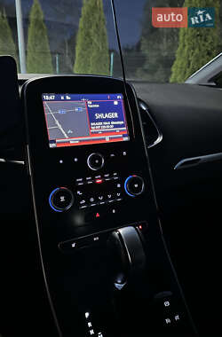 Минивэн Renault Grand Scenic 2017 в 