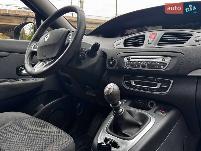 Мінівен Renault Grand Scenic 2011 в Дніпрі