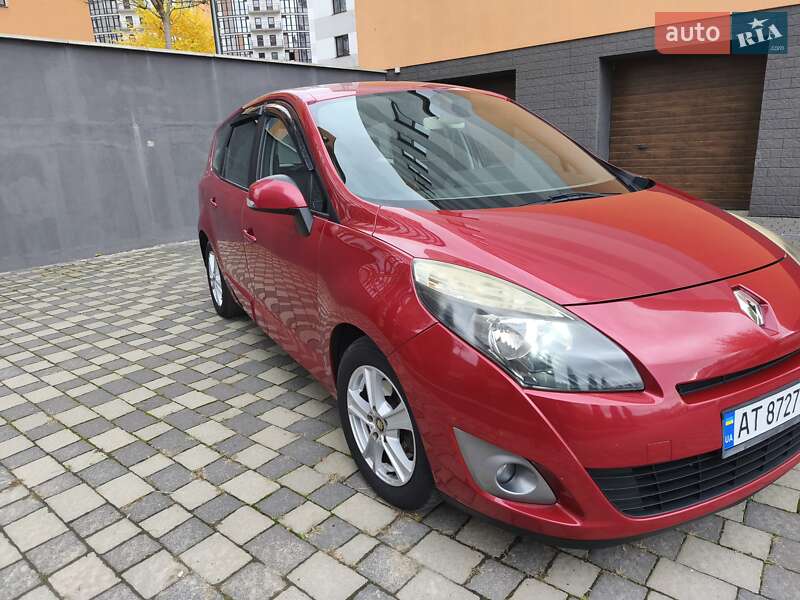 Минивэн Renault Grand Scenic 2011 в Ивано-Франковске