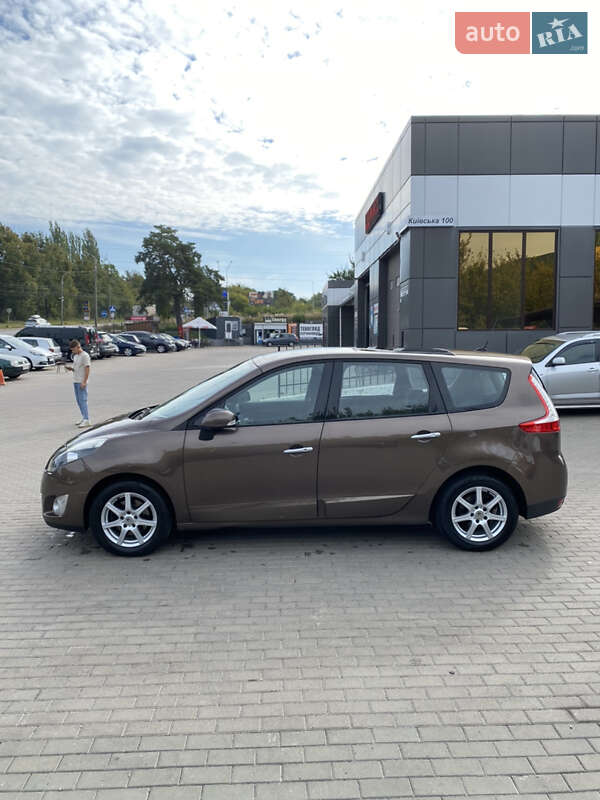 Минивэн Renault Grand Scenic 2010 в Ровно