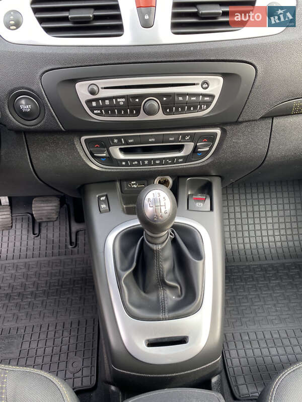 Минивэн Renault Grand Scenic 2010 в Ровно
