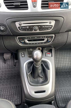 Минивэн Renault Grand Scenic 2010 в 