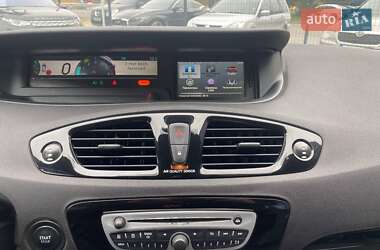 Минивэн Renault Grand Scenic 2011 в 
