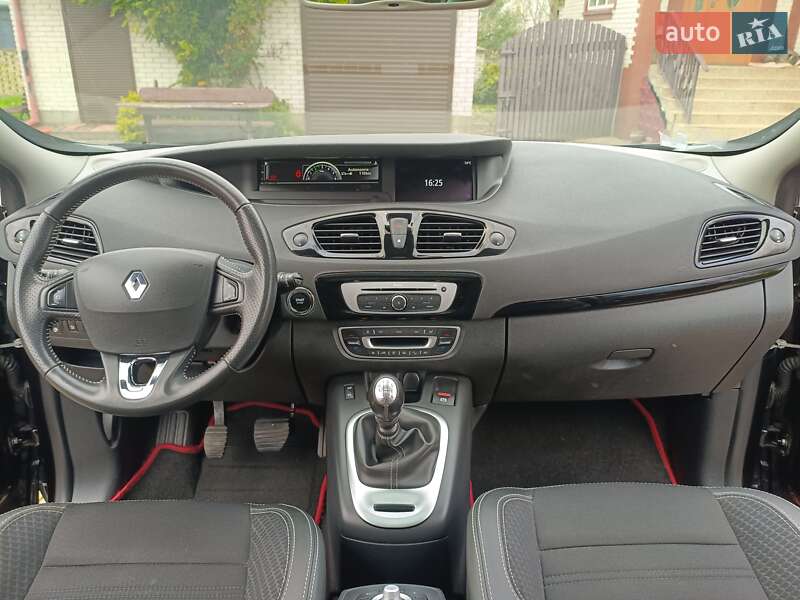 Минивэн Renault Grand Scenic 2016 в Львове фото 53 Минивэн Renault Grand Scenic 2016 в Львове