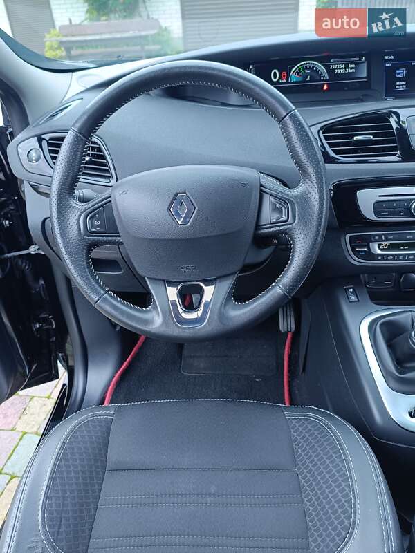Минивэн Renault Grand Scenic 2016 в Львове фото 89 Минивэн Renault Grand Scenic 2016 в Львове