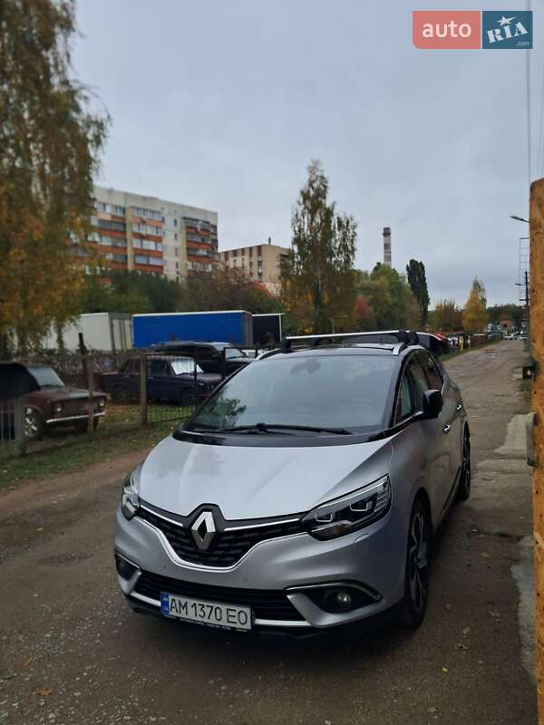 Мінівен Renault Grand Scenic 2017 в Києві фото 5 Мінівен Renault Grand Scenic 2017 в Києві