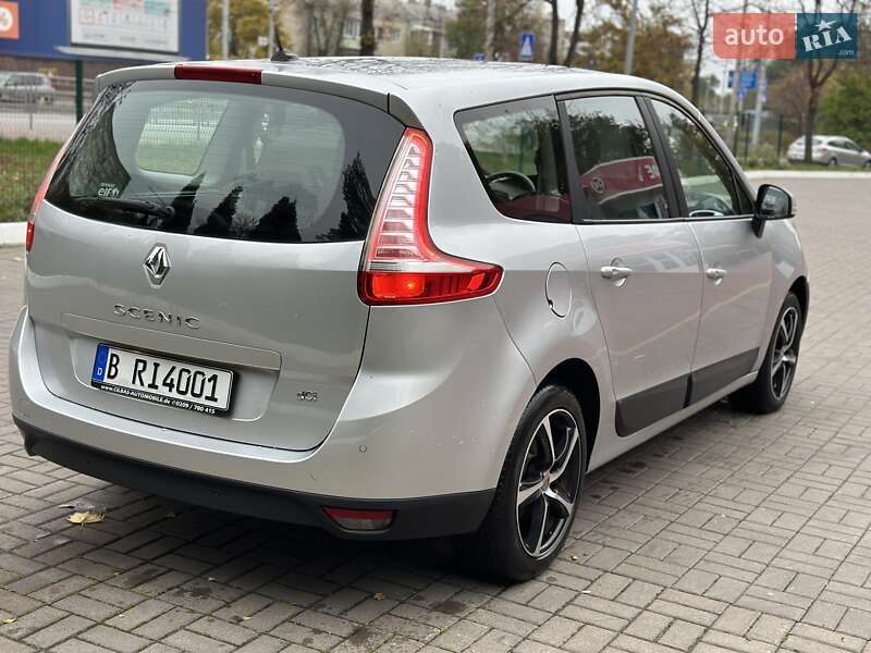 Минивэн Renault Grand Scenic 2012 в Киеве