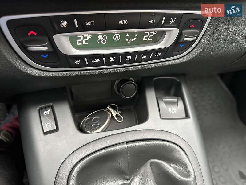 Минивэн Renault Grand Scenic 2012 в Киеве