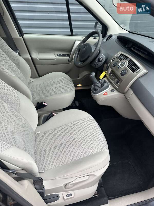 Минивэн Renault Grand Scenic 2006 в Житомире фото 15 Минивэн Renault Grand Scenic 2006 в Житомире