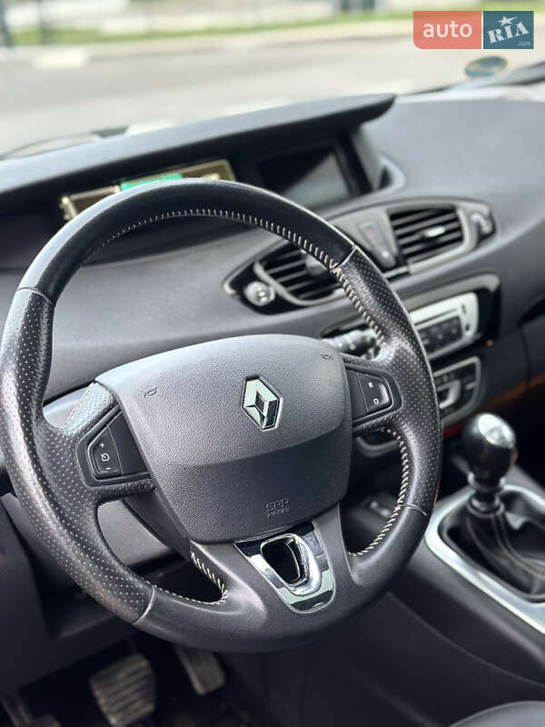 Минивэн Renault Grand Scenic 2013 в Луцке фото 30 Минивэн Renault Grand Scenic 2013 в Луцке