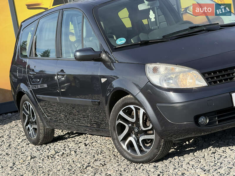 Минивэн Renault Grand Scenic 2005 в Стрые