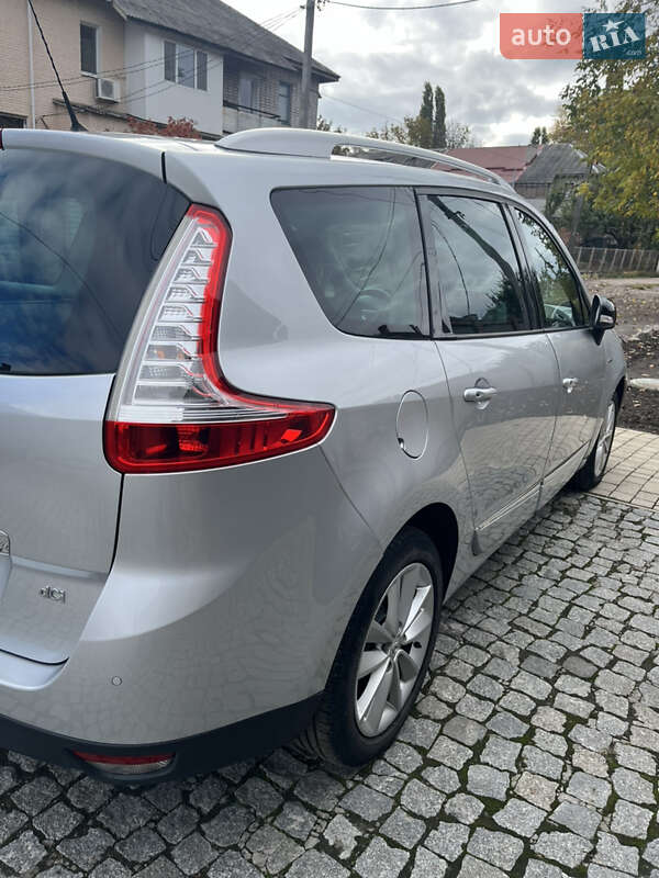 Минивэн Renault Grand Scenic 2015 в Вольногорске