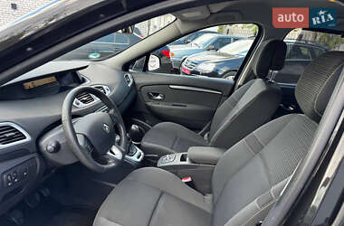 Минивэн Renault Grand Scenic 2009 в 