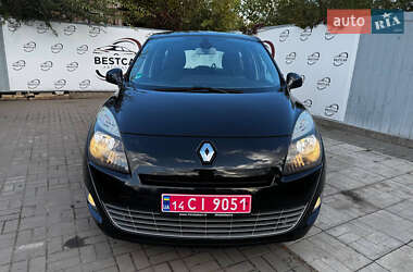 Минивэн Renault Grand Scenic 2009 в 