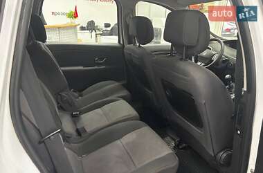 Минивэн Renault Grand Scenic 2012 в 