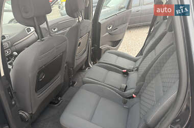 Минивэн Renault Grand Scenic 2010 в 