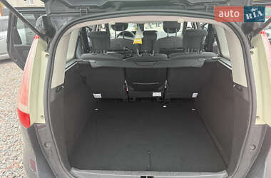 Минивэн Renault Grand Scenic 2010 в 
