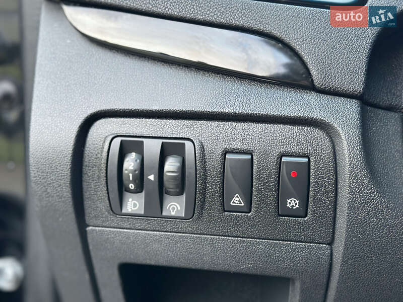 Мінівен Renault Grand Scenic 2015 в Сарнах фото 16 Мінівен Renault Grand Scenic 2015 в Сарнах