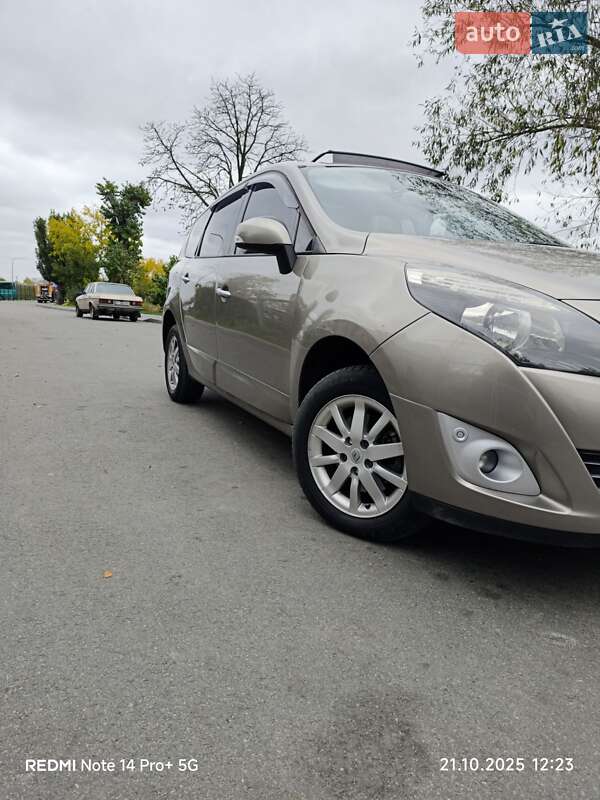 Мінівен Renault Grand Scenic 2010 в Василькові