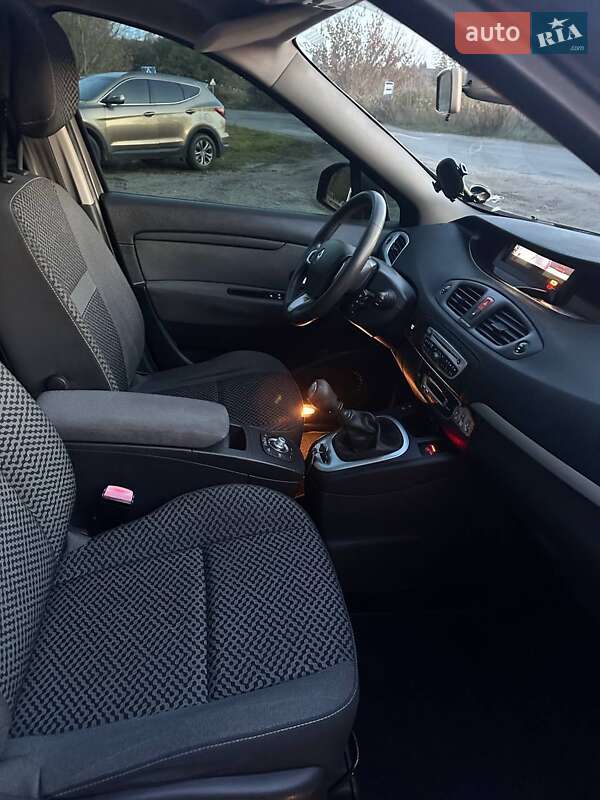 Минивэн Renault Grand Scenic 2011 в Изяславе