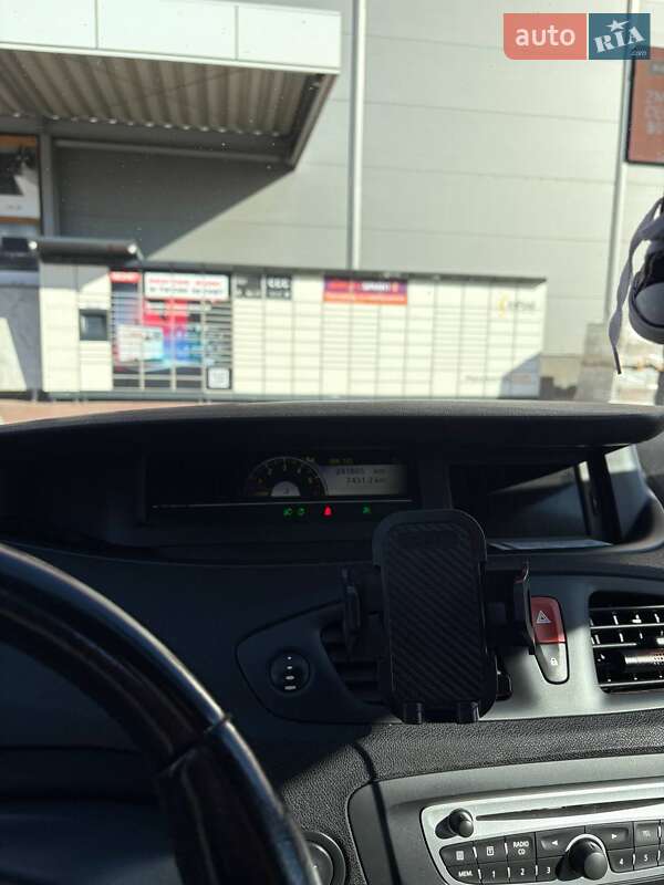 Минивэн Renault Grand Scenic 2011 в Ужгороде фото 10 Минивэн Renault Grand Scenic 2011 в Ужгороде