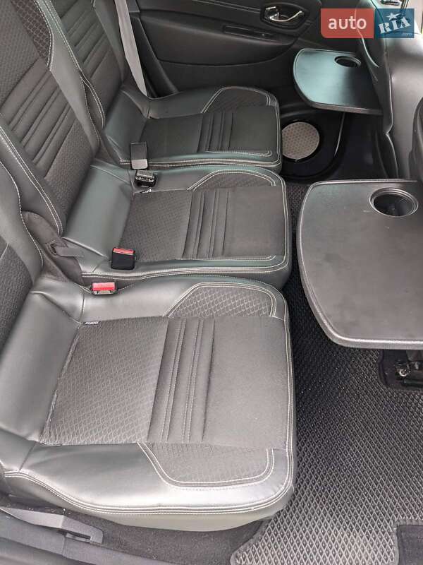 Мінівен Renault Grand Scenic 2015 в Луцьку фото 23 Мінівен Renault Grand Scenic 2015 в Луцьку