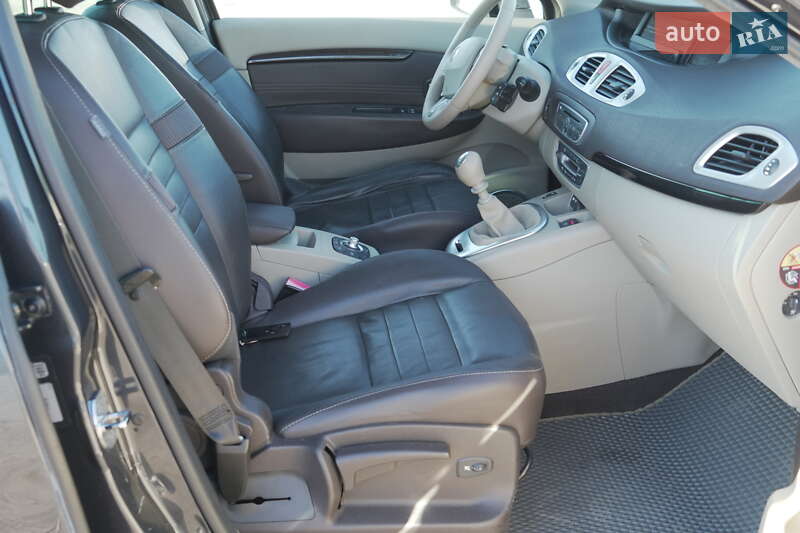 Мінівен Renault Grand Scenic 2010 в Києві