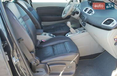 Минивэн Renault Grand Scenic 2010 в 