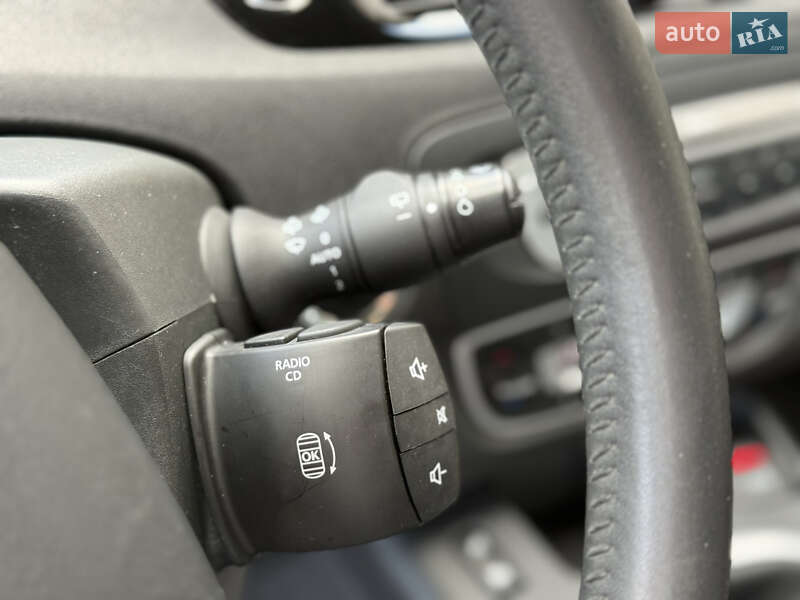 Минивэн Renault Grand Scenic 2012 в Стрые фото 47 Минивэн Renault Grand Scenic 2012 в Стрые