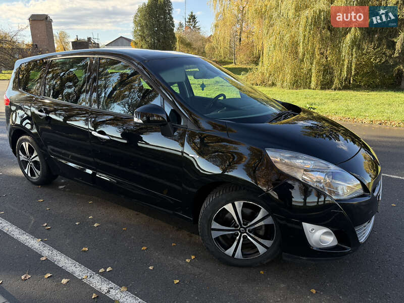 Renault Grand Scenic 2011 Renault Grand Scenic 2011