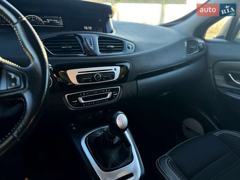 Мінівен Renault Grand Scenic 2015 в Стрию фото 67 Мінівен Renault Grand Scenic 2015 в Стрию