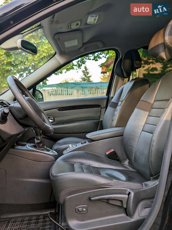 Мінівен Renault Grand Scenic 2011 в Луцьку