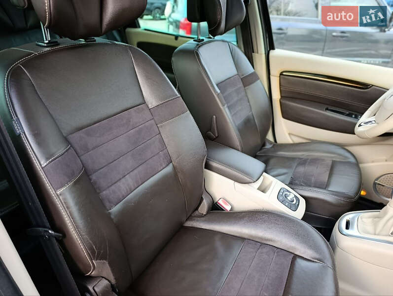 Минивэн Renault Grand Scenic 2013 в Виннице