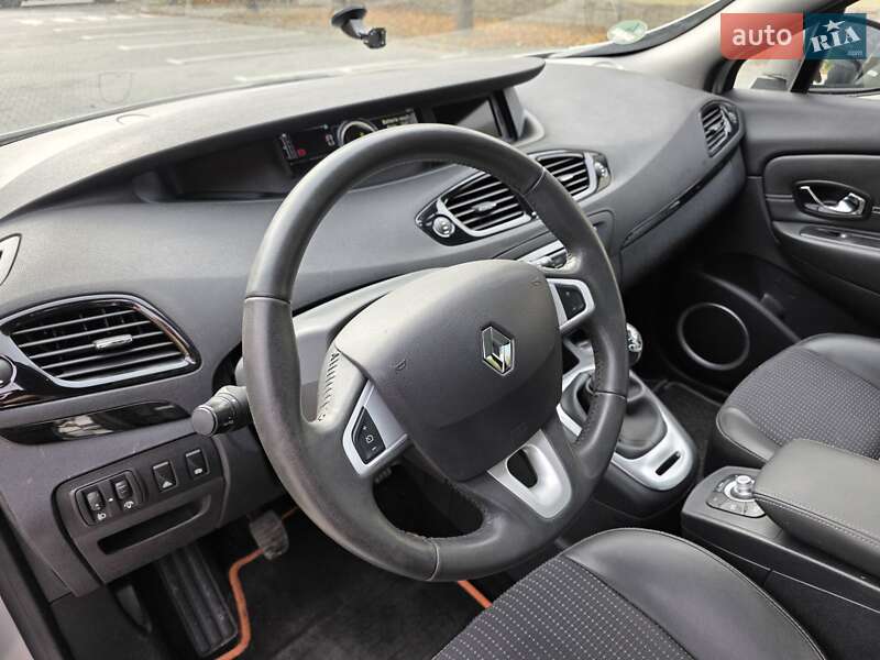 Минивэн Renault Grand Scenic 2012 в Луцке фото 19 Минивэн Renault Grand Scenic 2012 в Луцке