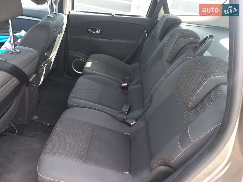 Минивэн Renault Grand Scenic 2010 в Ивано-Франковске