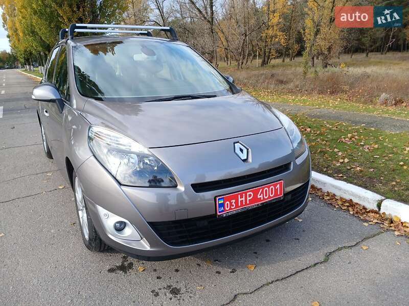 Минивэн Renault Grand Scenic 2010 в Кременчуге фото 12 Минивэн Renault Grand Scenic 2010 в Кременчуге