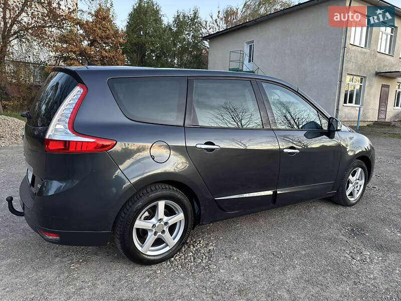 Минивэн Renault Grand Scenic 2011 в Рожнятове