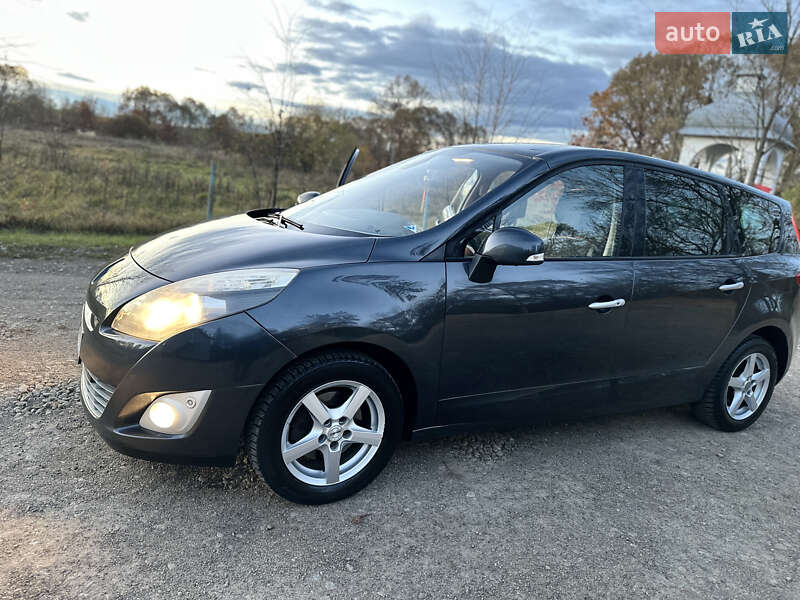 Минивэн Renault Grand Scenic 2011 в Рожнятове