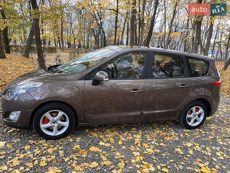 Минивэн Renault Grand Scenic 2011 в Черновцах фото 4 Минивэн Renault Grand Scenic 2011 в Черновцах