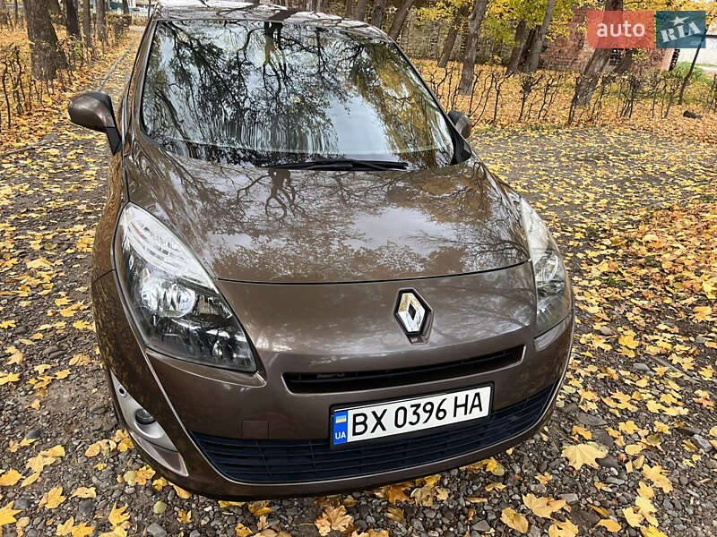 Минивэн Renault Grand Scenic 2011 в Черновцах фото 14 Минивэн Renault Grand Scenic 2011 в Черновцах