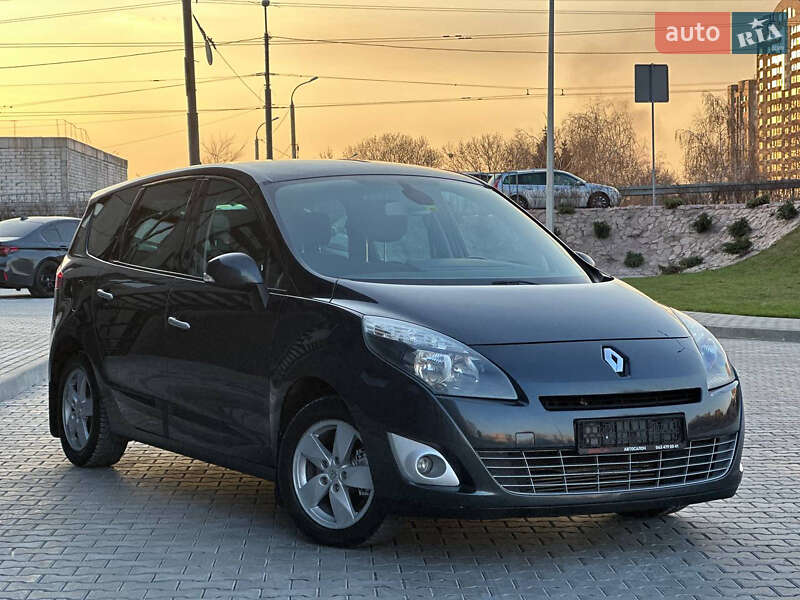 Мінівен Renault Grand Scenic 2010 в Дніпрі фото 2 Мінівен Renault Grand Scenic 2010 в Дніпрі