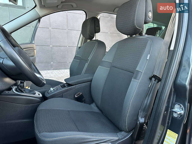 Мінівен Renault Grand Scenic 2010 в Дніпрі фото 13 Мінівен Renault Grand Scenic 2010 в Дніпрі