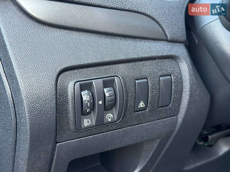 Мінівен Renault Grand Scenic 2010 в Дніпрі фото 15 Мінівен Renault Grand Scenic 2010 в Дніпрі