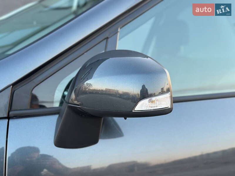 Мінівен Renault Grand Scenic 2010 в Дніпрі фото 44 Мінівен Renault Grand Scenic 2010 в Дніпрі