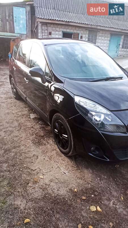Минивэн Renault Grand Scenic 2011 в Киеве фото 9 Минивэн Renault Grand Scenic 2011 в Киеве
