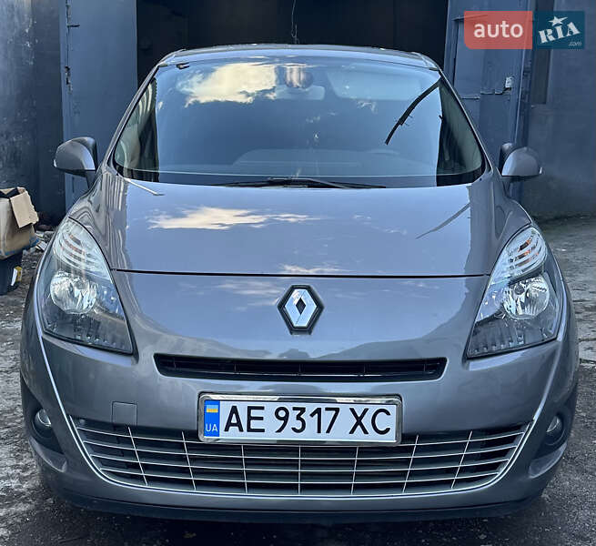 Renault Grand Scenic 2010
