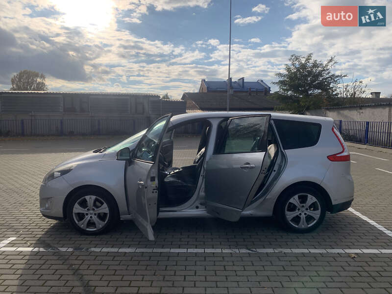 Мінівен Renault Grand Scenic 2010 в Тернополі фото 6 Мінівен Renault Grand Scenic 2010 в Тернополі
