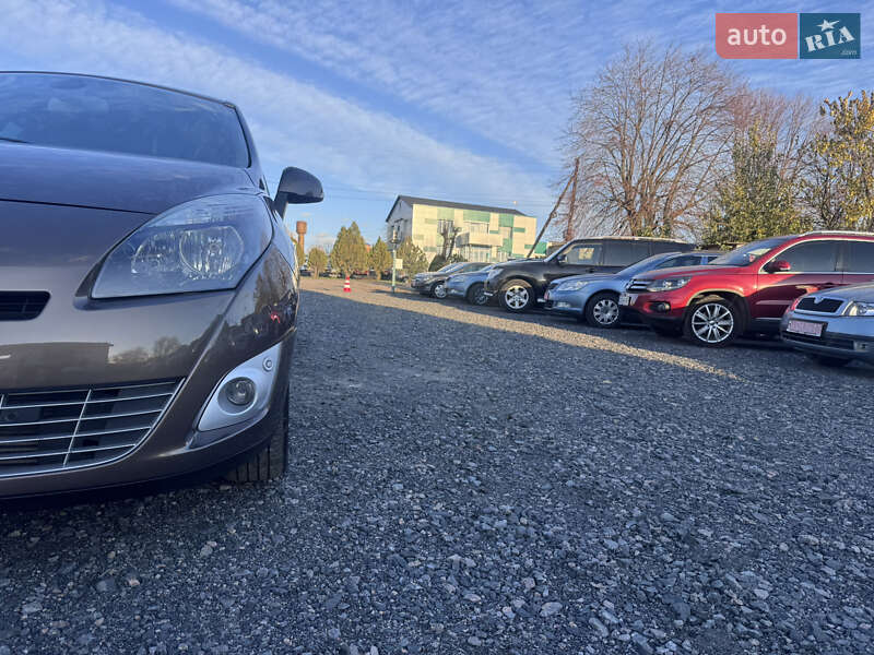 Минивэн Renault Grand Scenic 2010 в Звенигородке