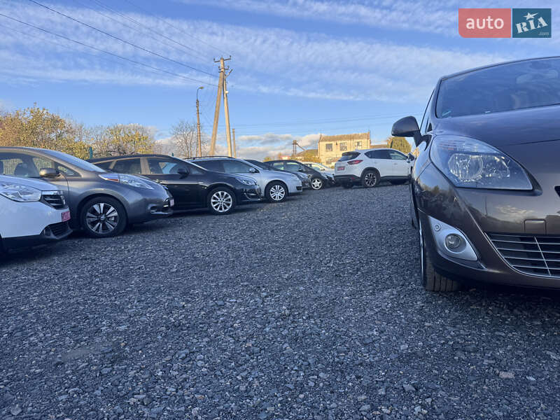 Минивэн Renault Grand Scenic 2010 в Звенигородке